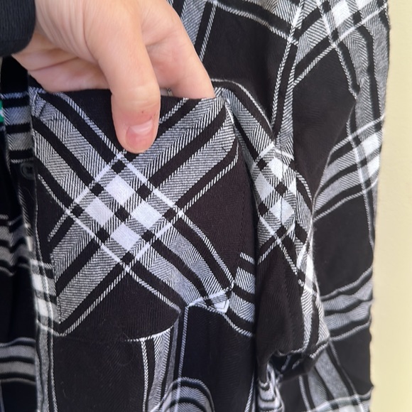 Well Worn - Picture 4 of 5